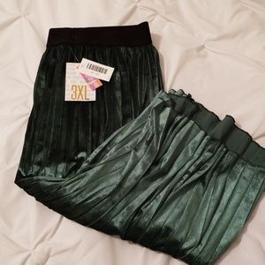 Green Velvet Lularoe Jill